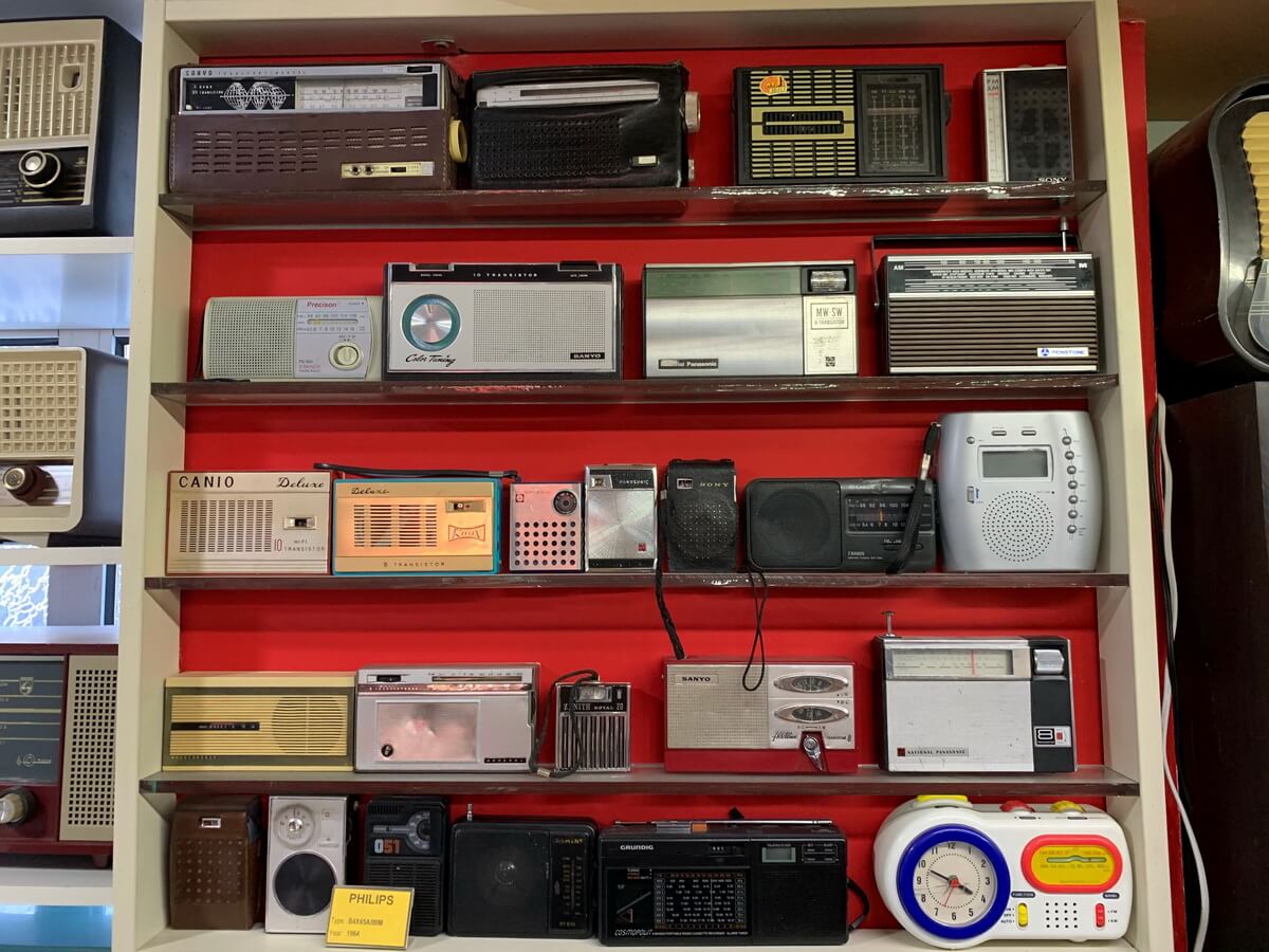Old Radio Repairs Museum 05