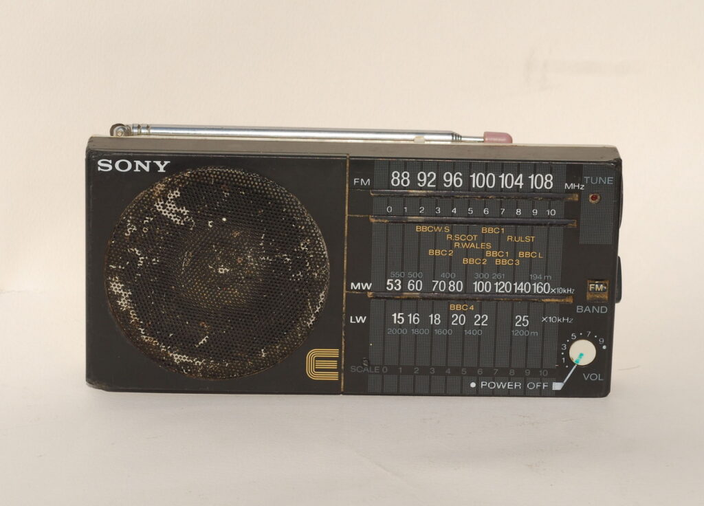 Sony ICF 25L