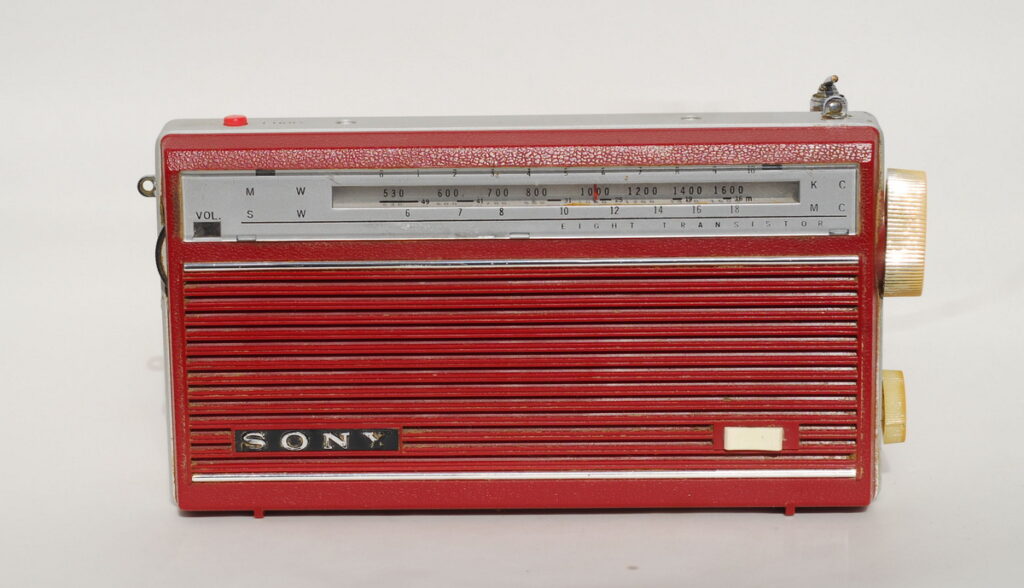 Sony TR 831Y